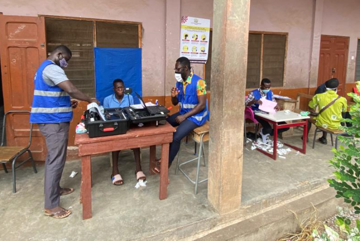 First day of Voter exhibition records low turnout