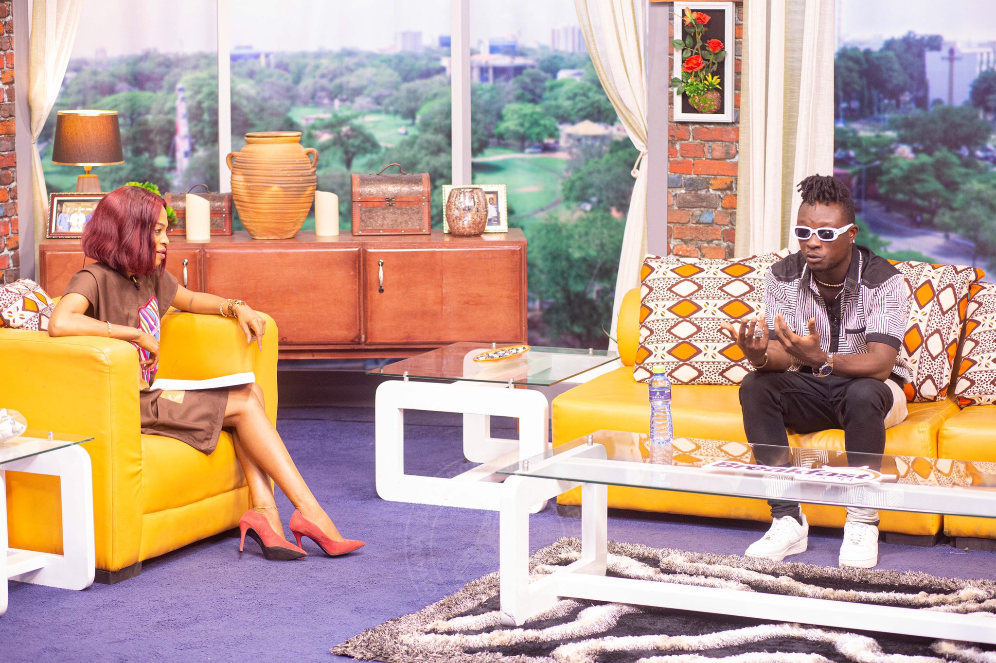 Asakaa is a playful rap