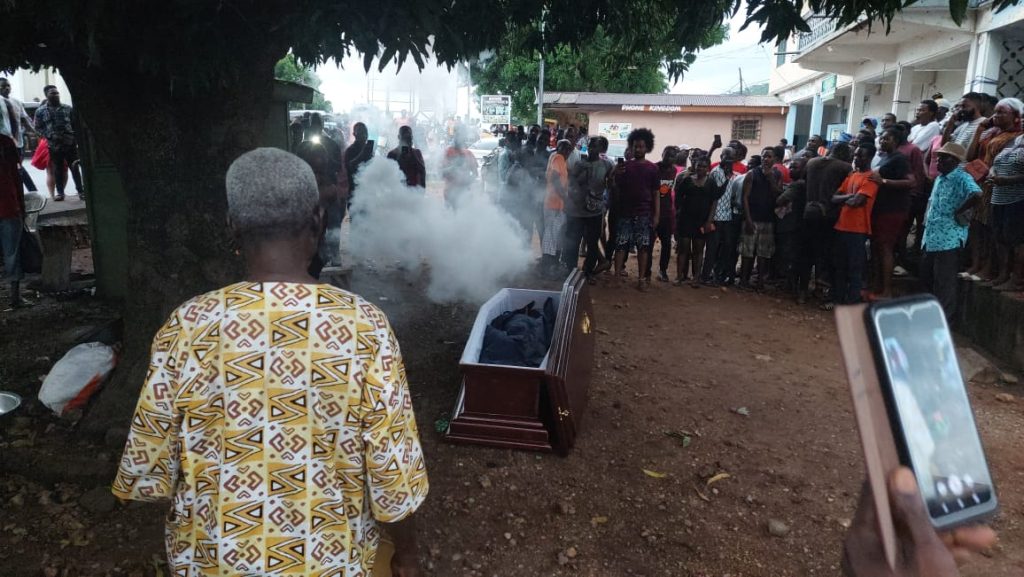 Ho: Rites finally performed: Coconut Seller killed by lightning, Emmanuel Torli laid to rest