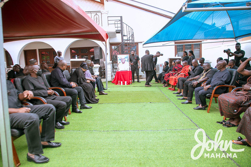 Former President Mahama commiserates with Julius Debrah's family