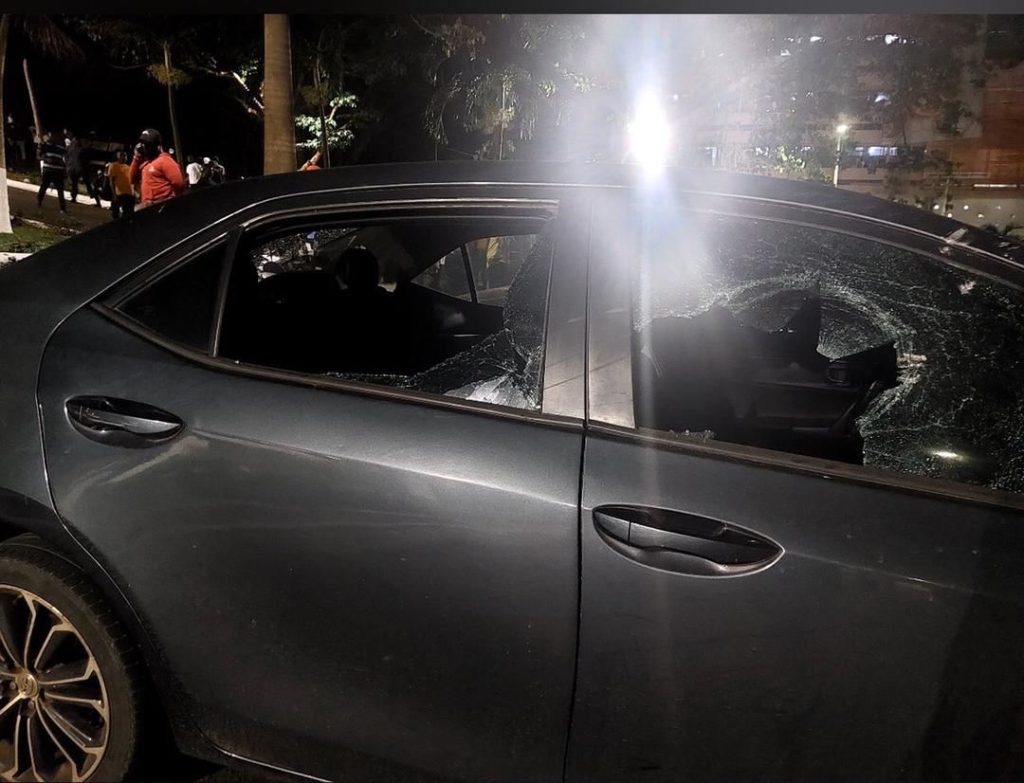 KNUST students clash: 12 injured treated and discharged, 12 vehicles destroyed