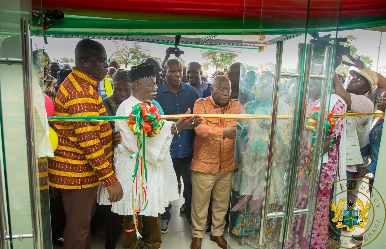 President Akufo-Addo commissions North East RCC Admin Block