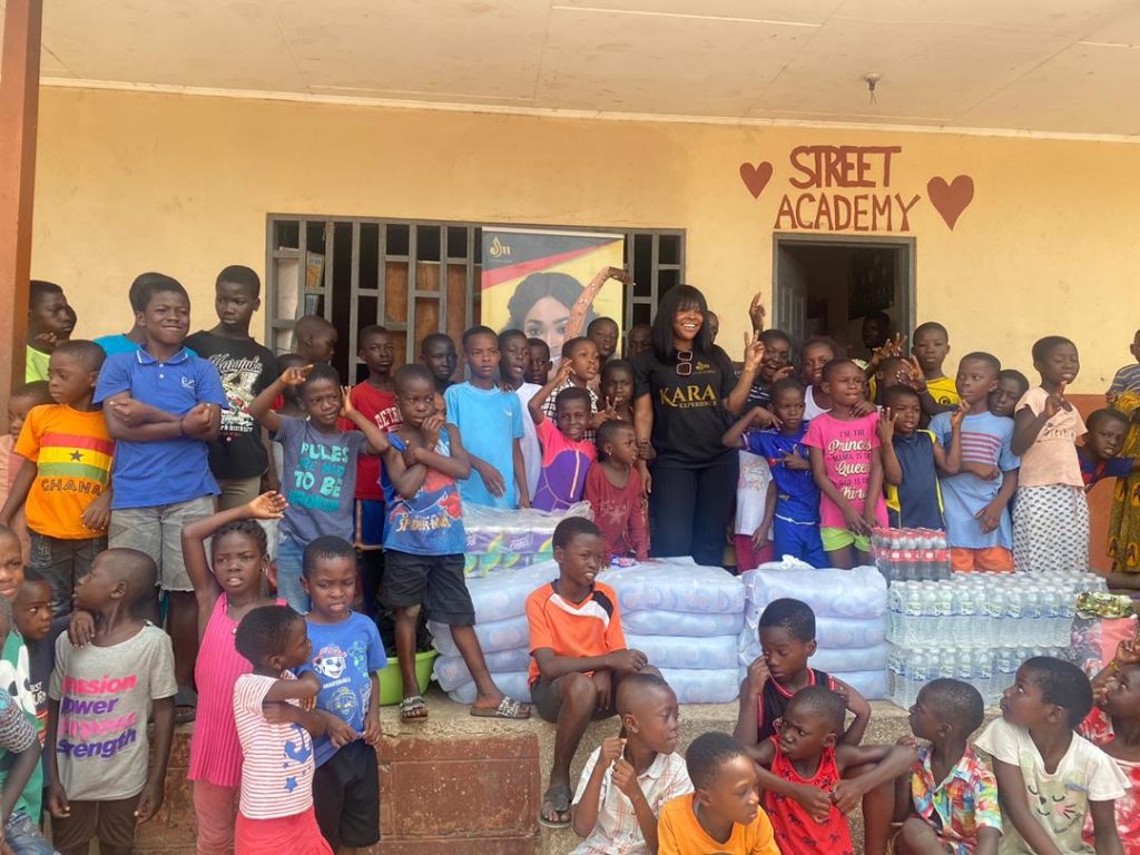 Award-winning gospel artiste JAYANA donates items to street academy