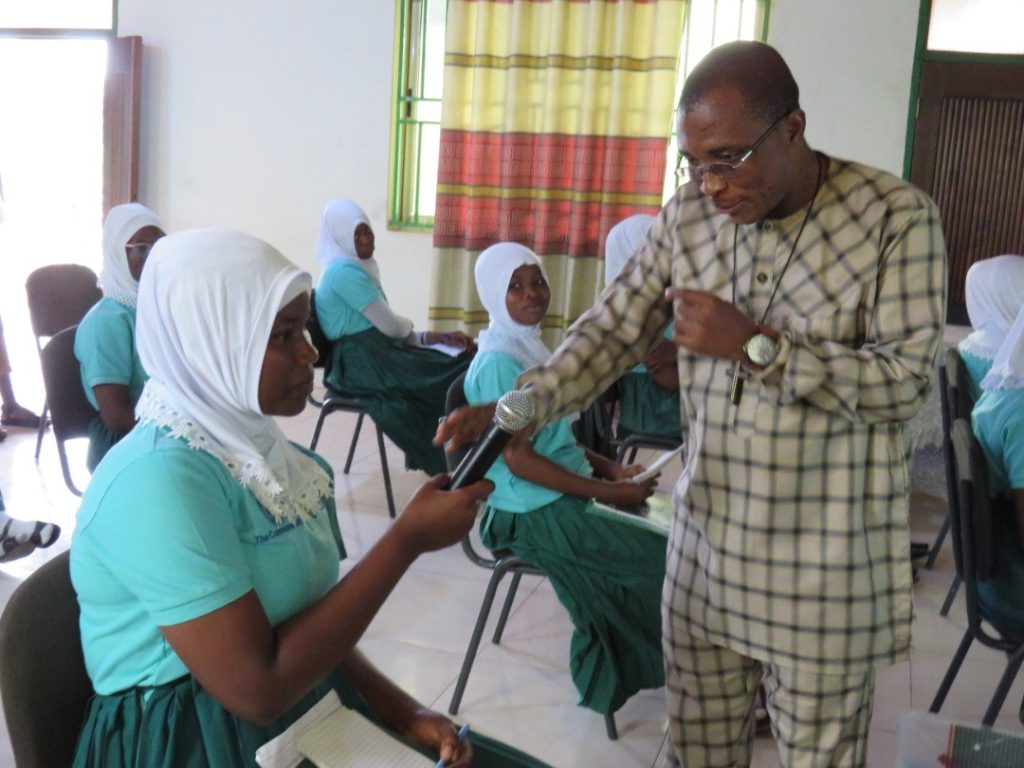 SHS Youth Peace Ambassadors Club receive training 