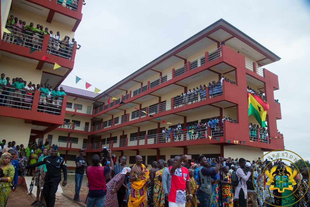 President Akufo-Addo commissions Aflao Community Day School
