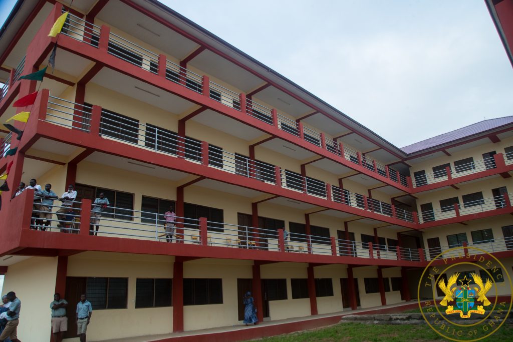 President Akufo-Addo commissions Aflao Community Day School