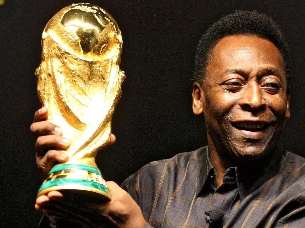 Pele: Brazil football legend dies aged 82