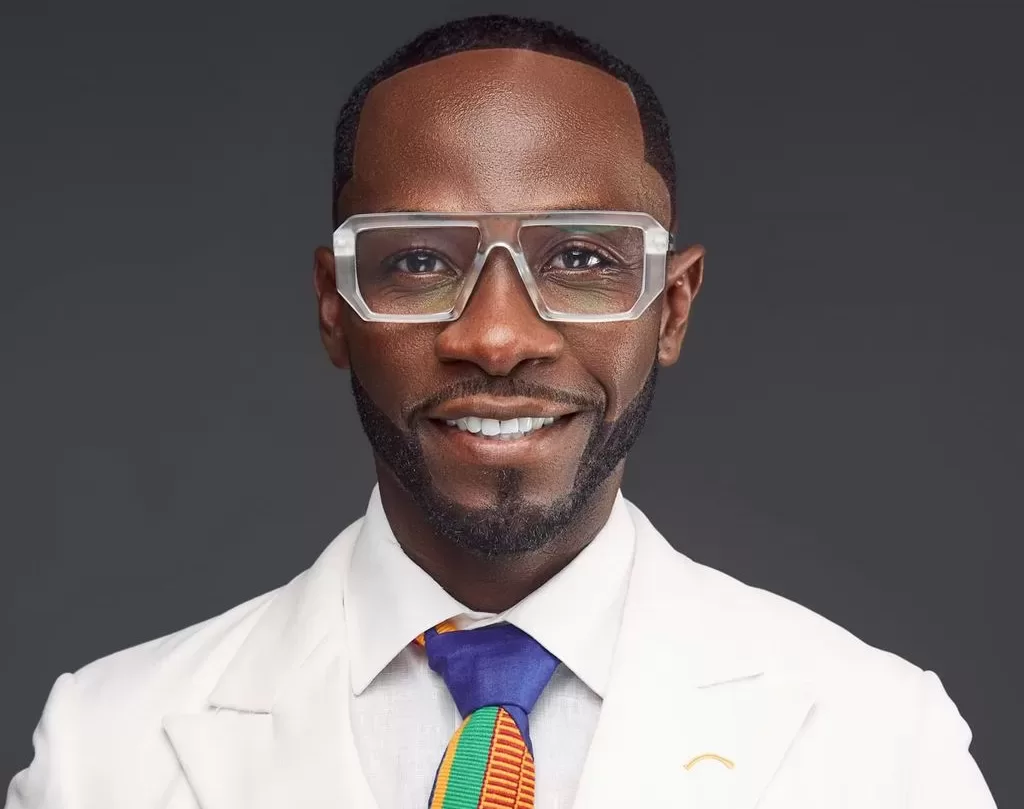 Highlife artiste of the year must be given 100,000 cedis- Okyeame Kwame