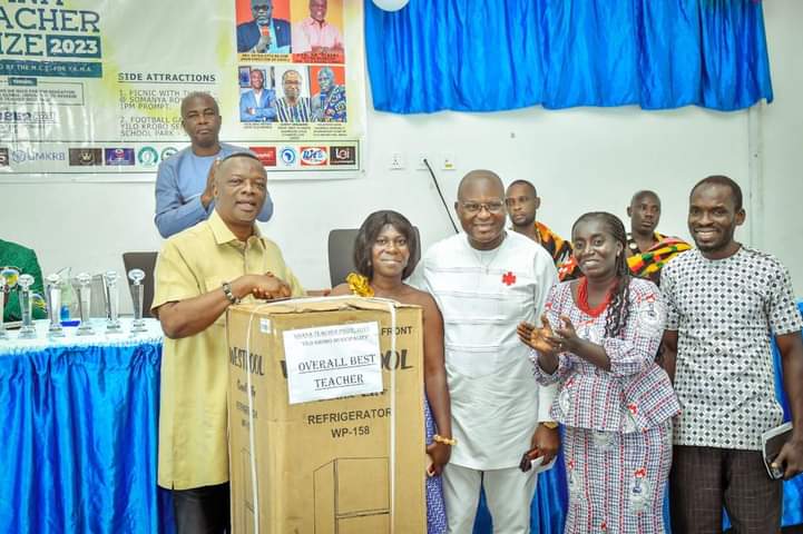 Yilo Krobo MP rewards hard-working teachers, calls for review of teacher licensure exams