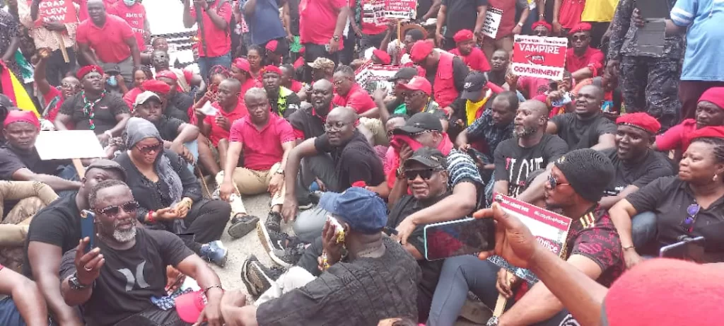 Police express gratitude to Minority for peaceful demonstration