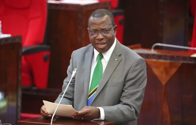 Philip Mpango: Tanzania orders social media crackdown over VP death rumours