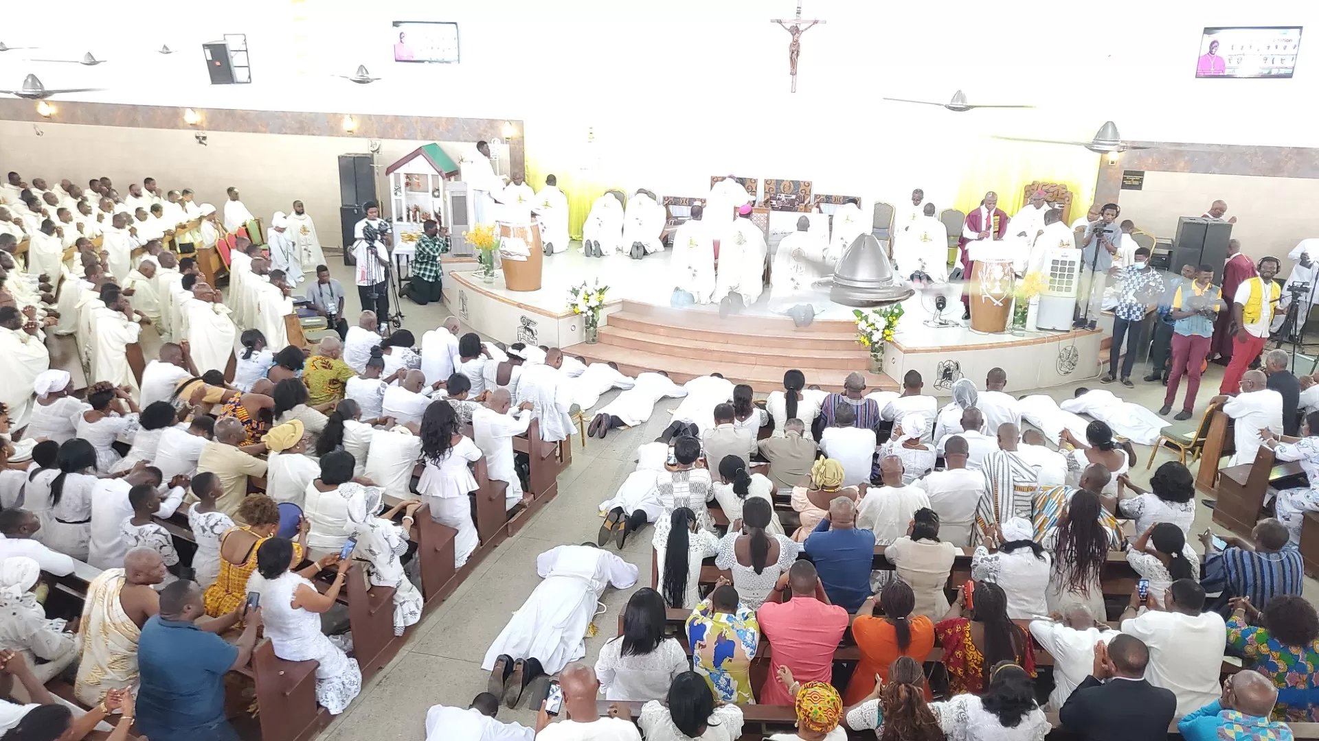 Catholic Archdiocese of Accra ordains 16 deacons  