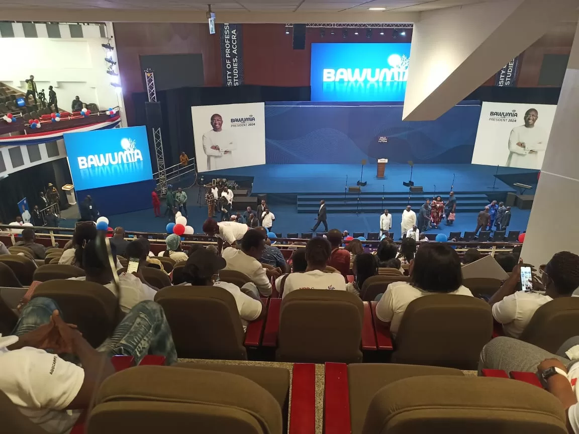 Hundreds throng UPSA ahead of Dr Bawumia's address