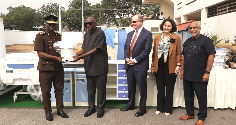 UNODC supports Prisons Officers, inmates with medical equipment