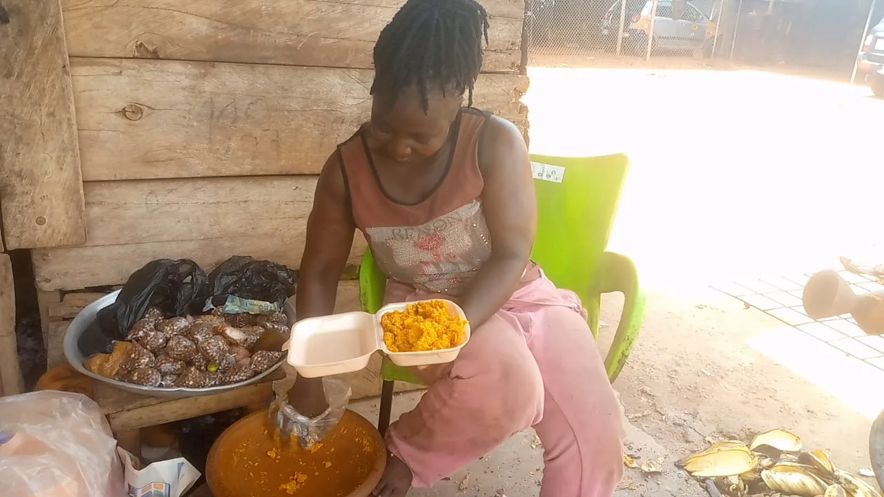 Heritage Month: Women vendors in Etor business in Sunyani appeal for modernized Ghanaian cooking stoves  