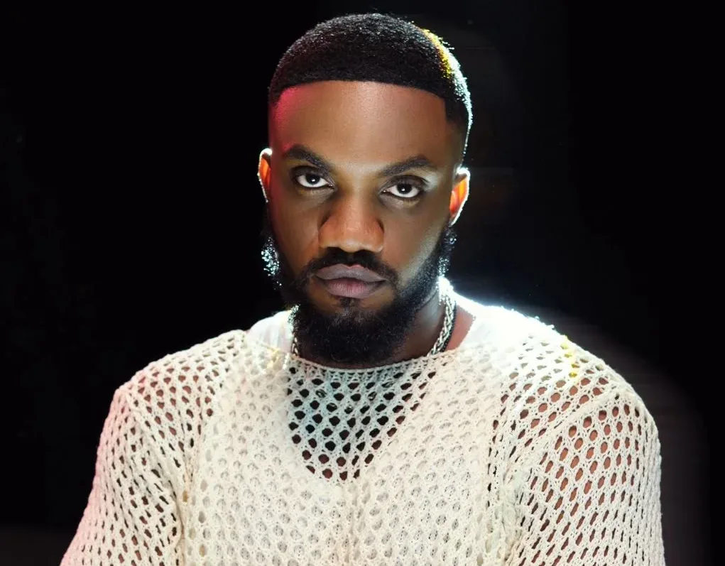 Mr Drew storms the internet with his new look