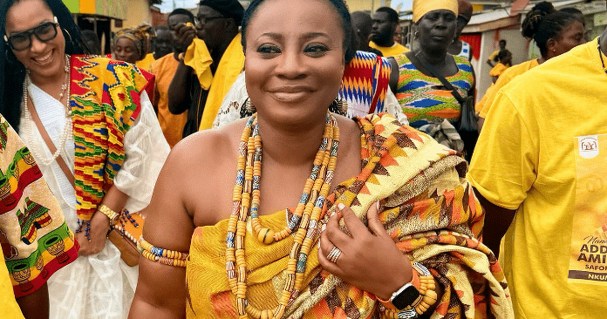 Former EC Chairperson Charlotte Osei enstooled ‘Safohen’ in Cape Coast
