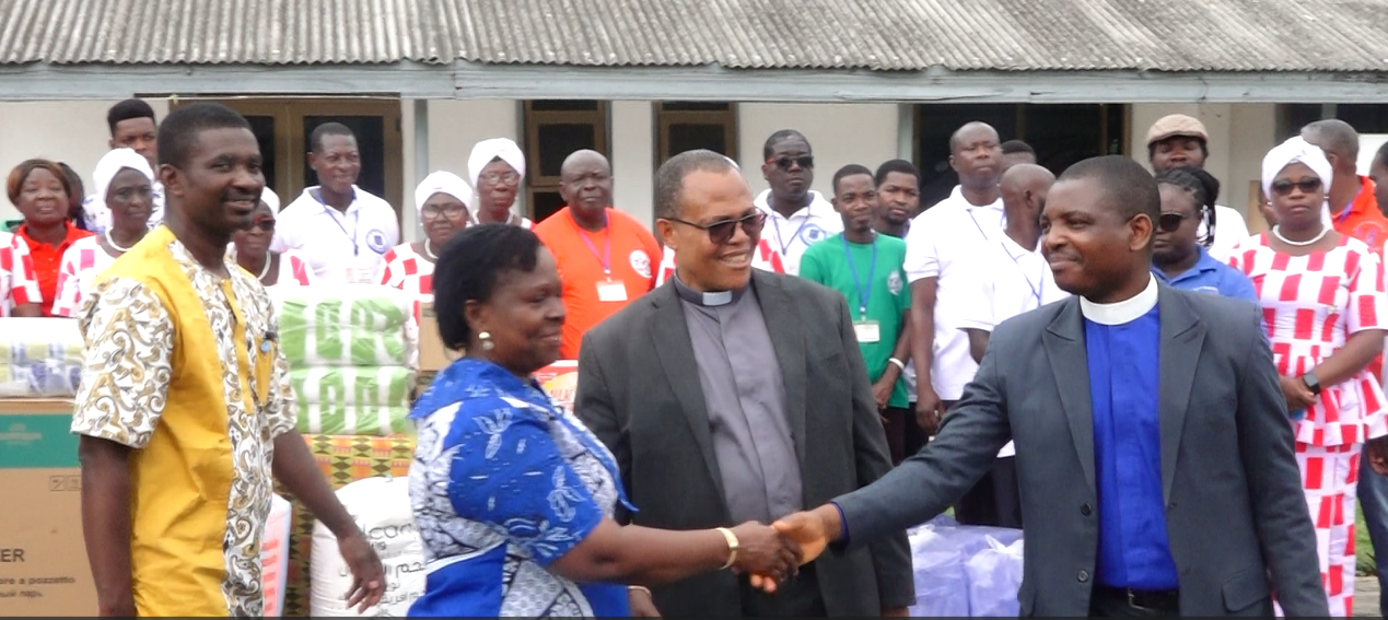 Osu Eben-Ezer Presbyterian Church supports James Camp Prison