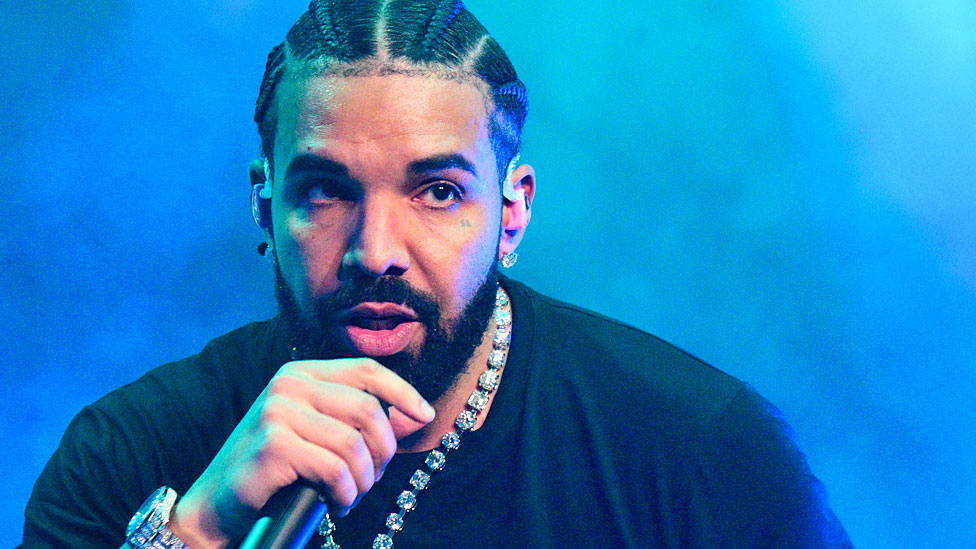 Drake drops legal action over Kendrick Lamar song
