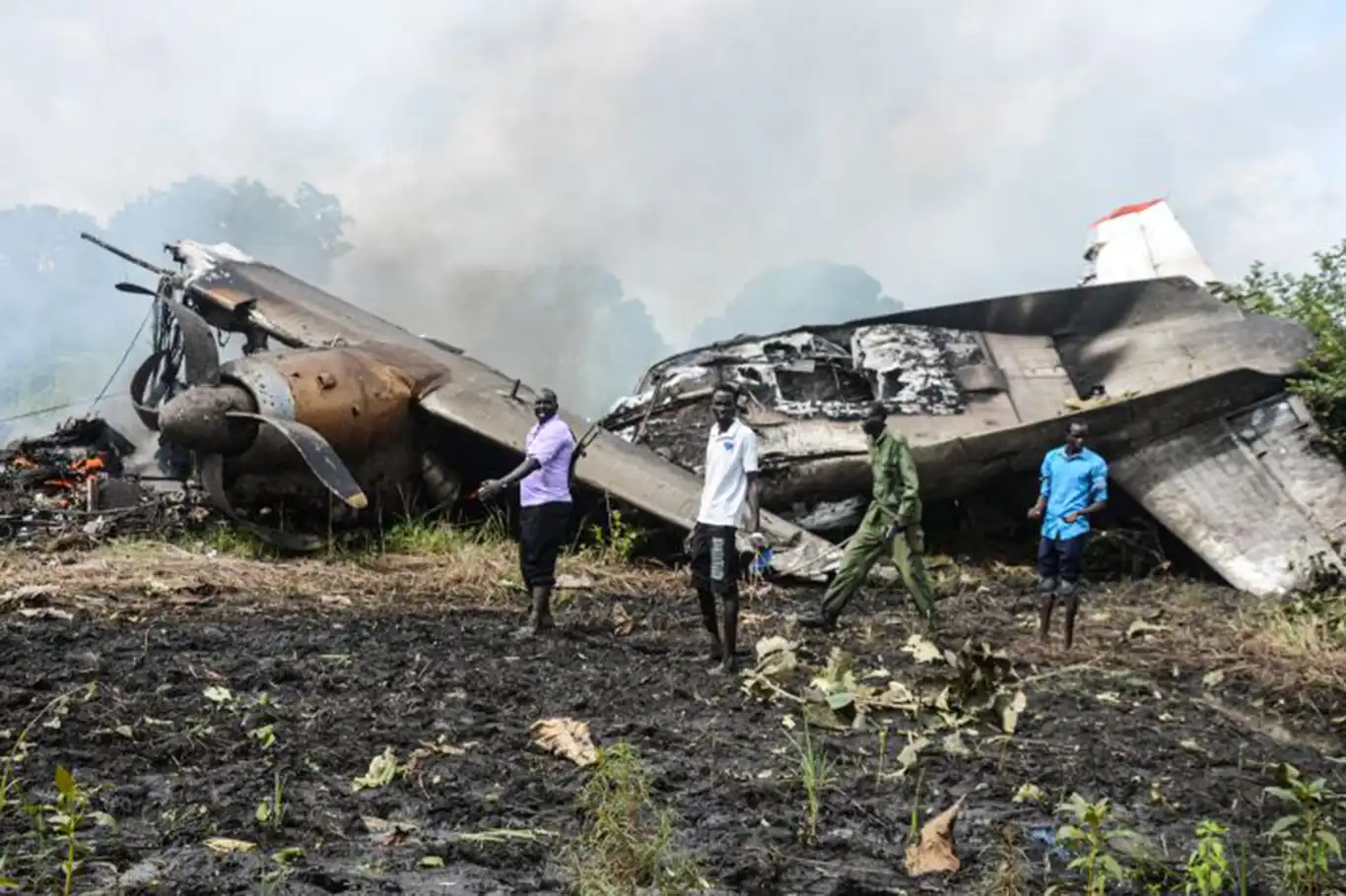 Sudan military plane crashes in residential area