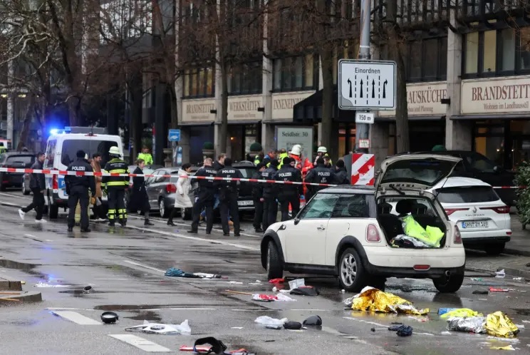 At least 28 injured in Munich in apparent car ramming attack