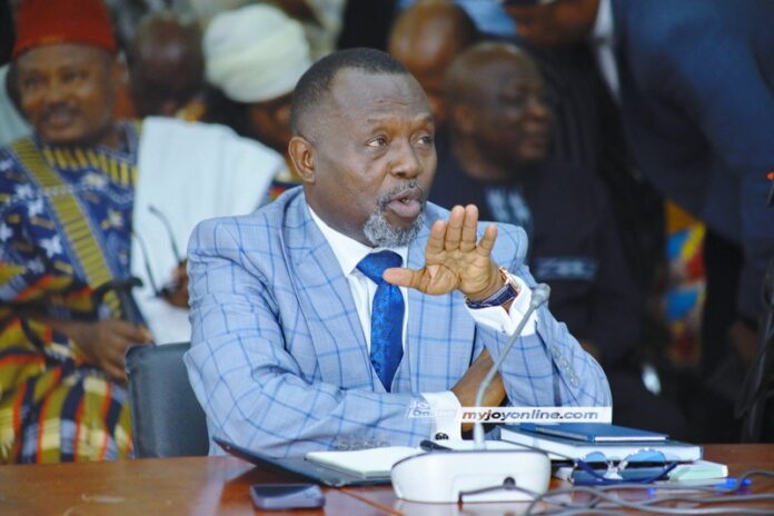 Arrest of former National Signals Bureau boss: A-G warns banks against moving his funds