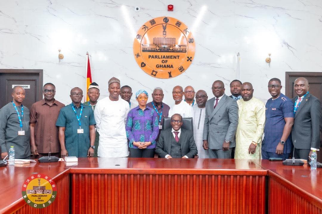 Speaker of Parliament swears in maiden Committee on Security and Intelligence 
