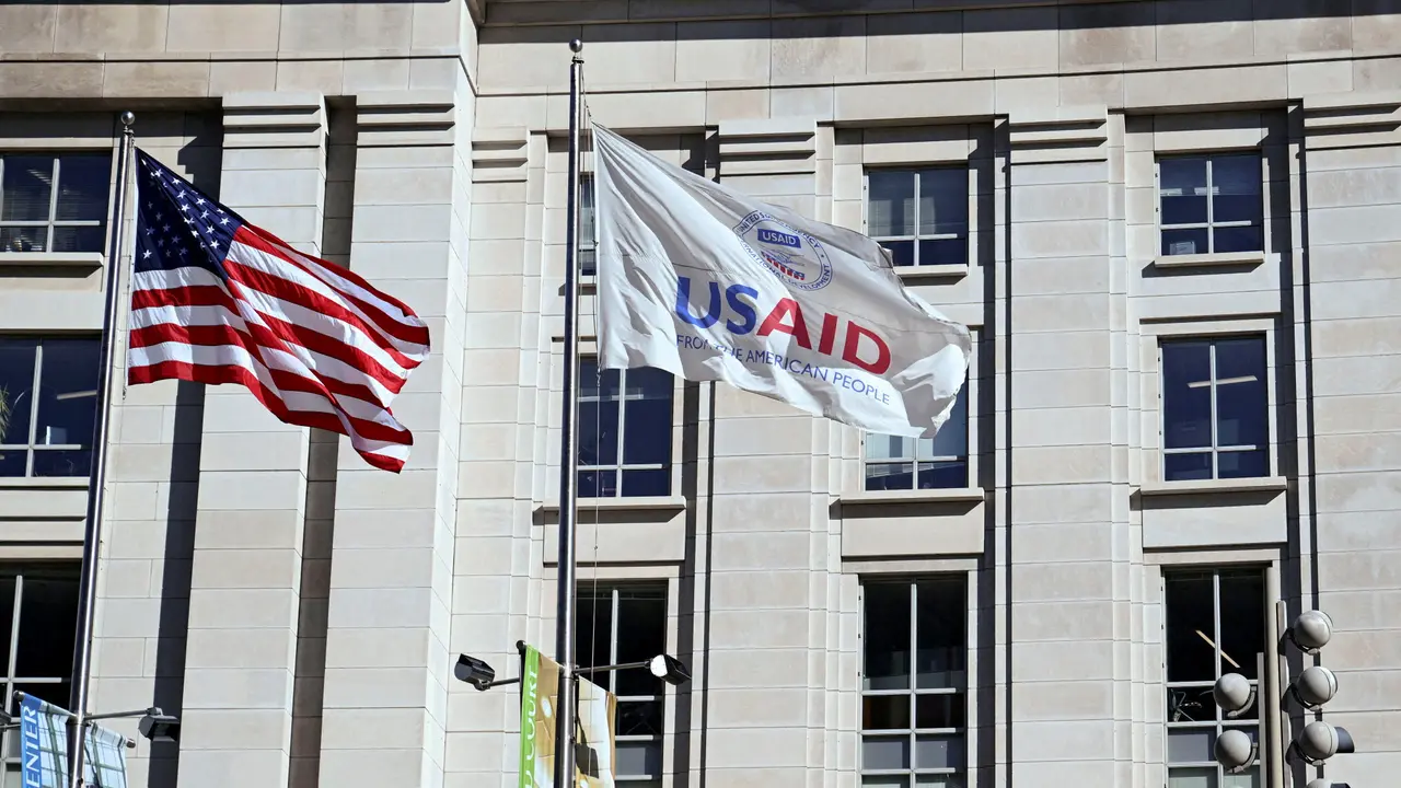 USAID staff told to shred and burn classified documents