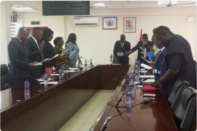 Education Minister orders an increase in student loan funding