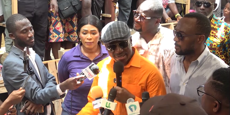 Minority donates GH¢200,000 to Kantamanto market fire victims