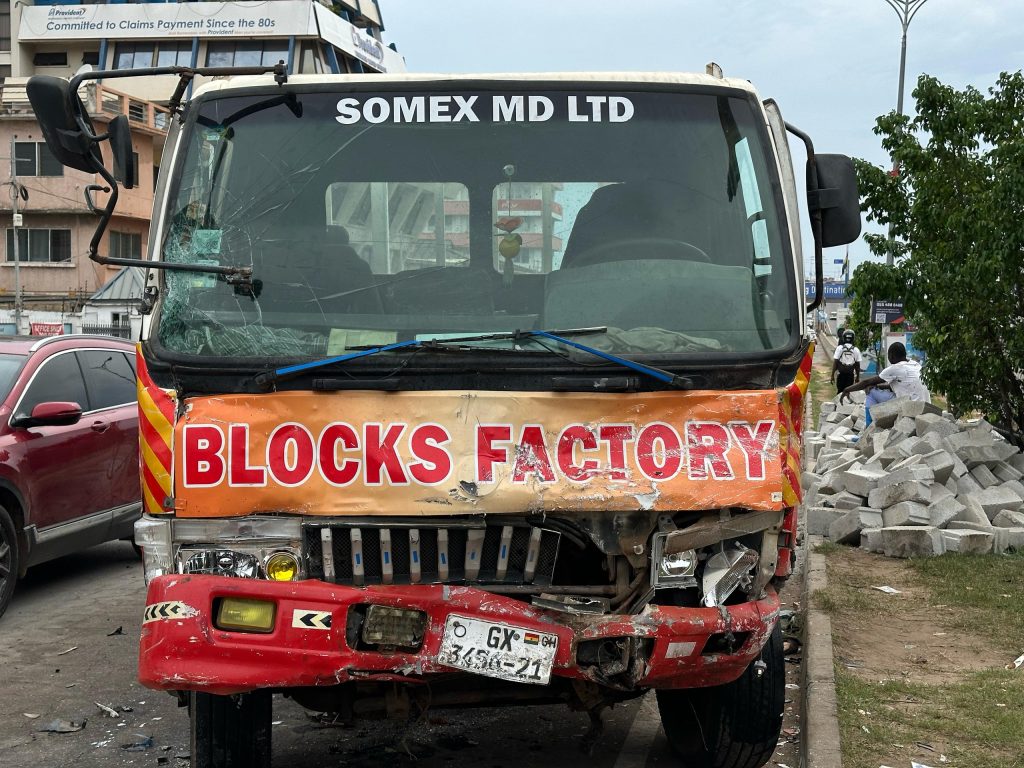 Heavy loaded truck crashes into 8 vehicles at Circle, driver disappears