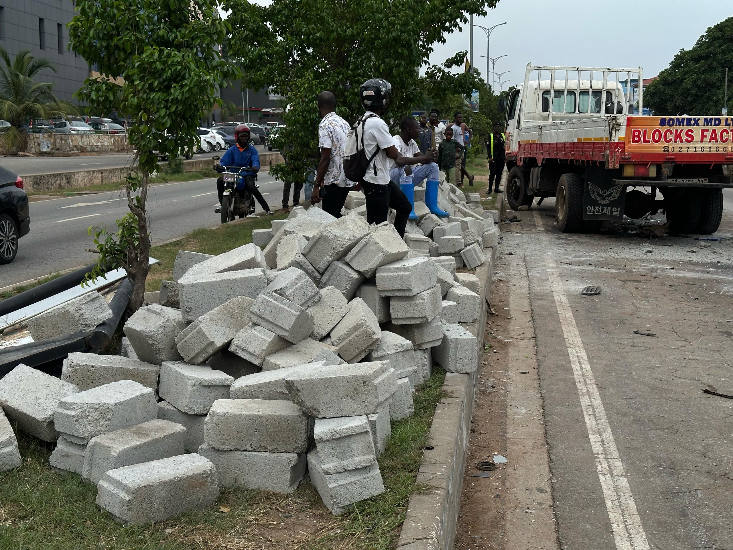 Heavy loaded truck crashes into 8 vehicles at Circle, driver disappears