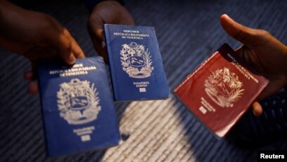 Venezuela warns citizens not to travel to US and return home for safety