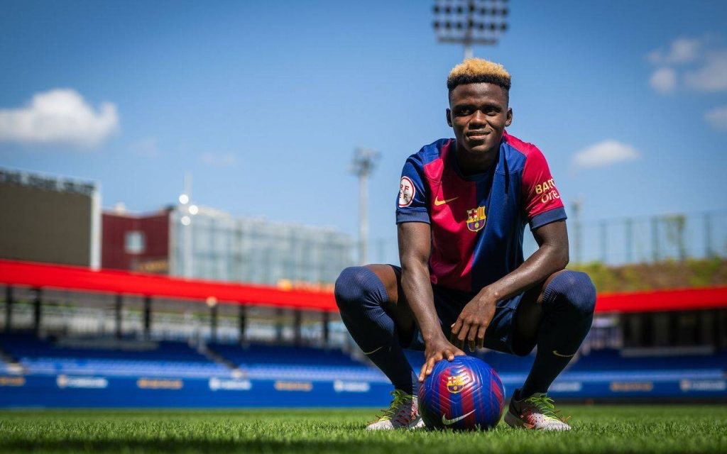 Abdul Aziz Issah rejoins Barcelona Atlètic on loan until 2026