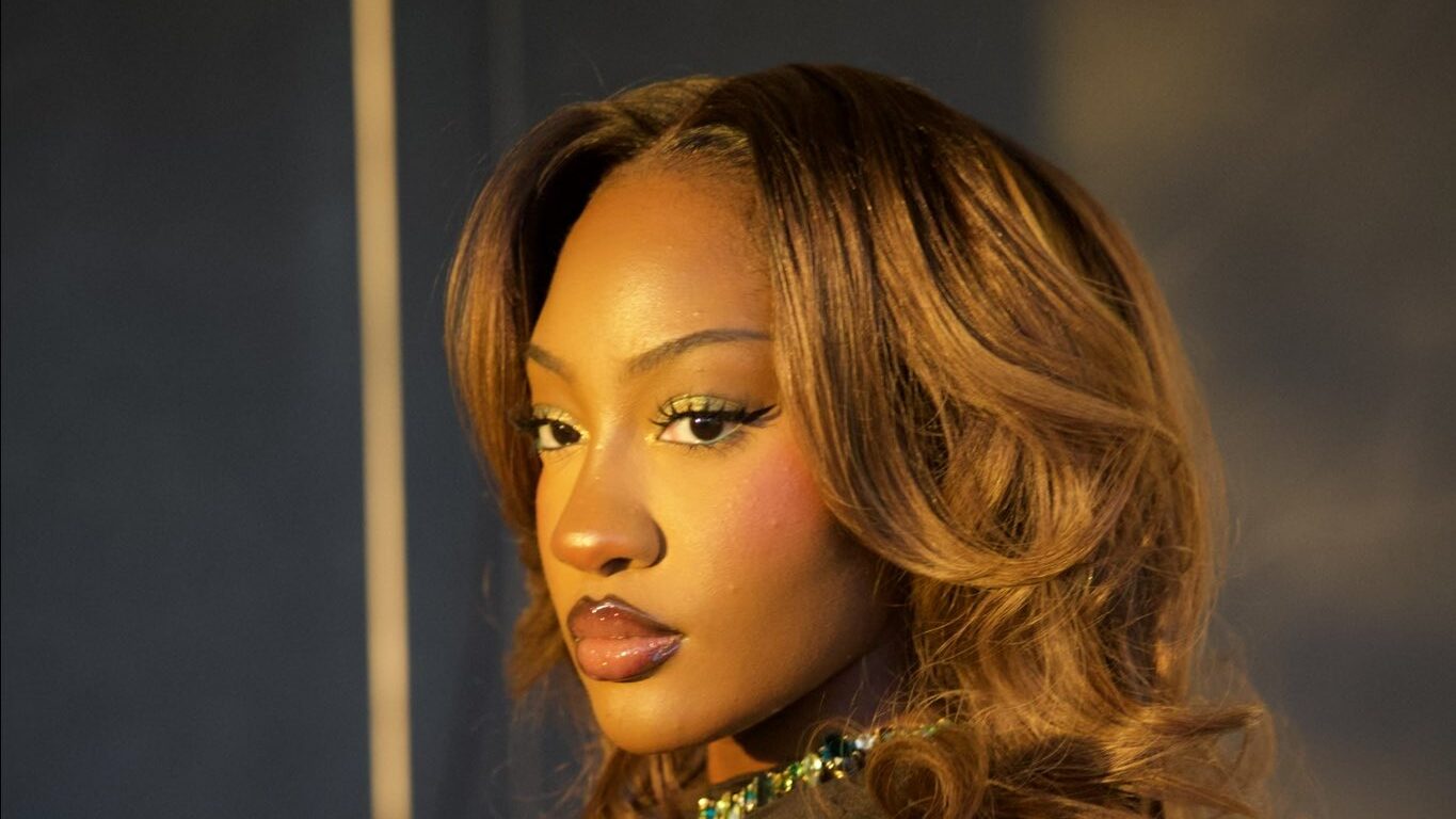 Tems launches Leading Vibe Initiative to support young women in music