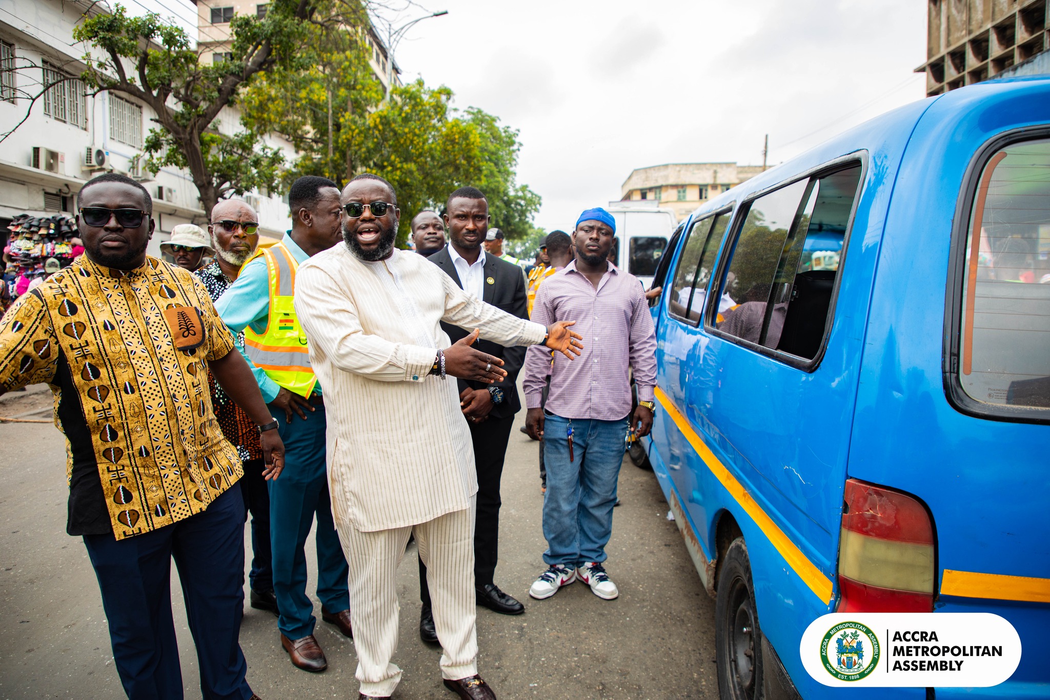 Accra Mayor takes action against illegal parking on major roads
