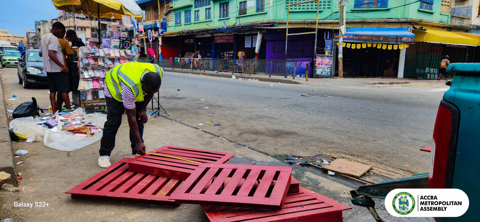 AMA begins replacement of stolen, rusted drain gratings to improve public safety in  Accra