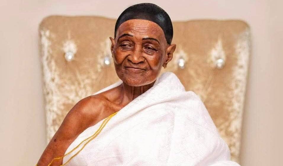 Bawumia mourns Asantehemaa, says ‘we lost a mother, not just a queen mother’