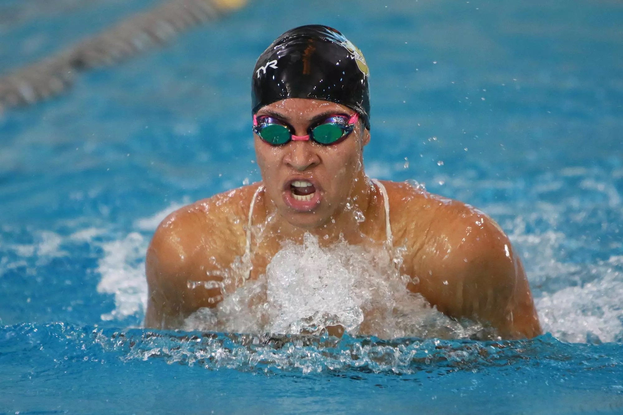 Joselle Mensah sets new 50m and 100m freestyle records at 2025 World Aquatics Championships