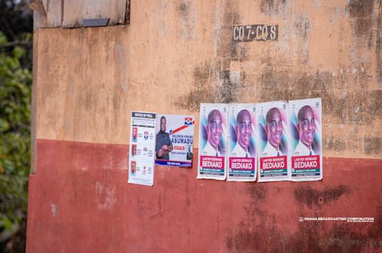 Commotion in Akwatia as minority leader orders removal of posters