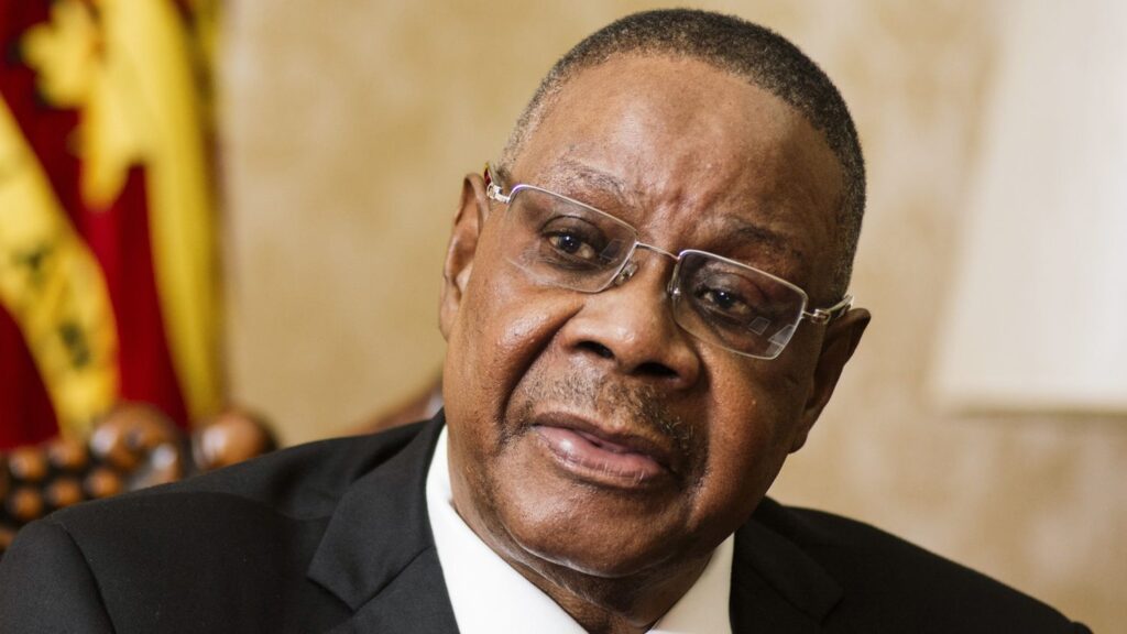 Peter Mutharika, 85, returns to power in Malawi after defeating Chakwera