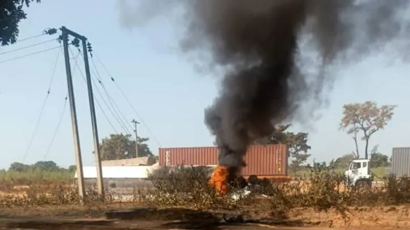 Dozens killed in Nigeria fuel tanker explosion