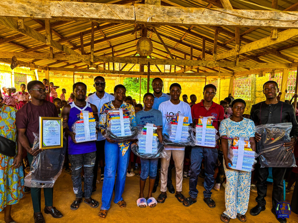 E/R: Winston Yeboah Danso supports BECE graduates of Harrison’s Mizpah Academy