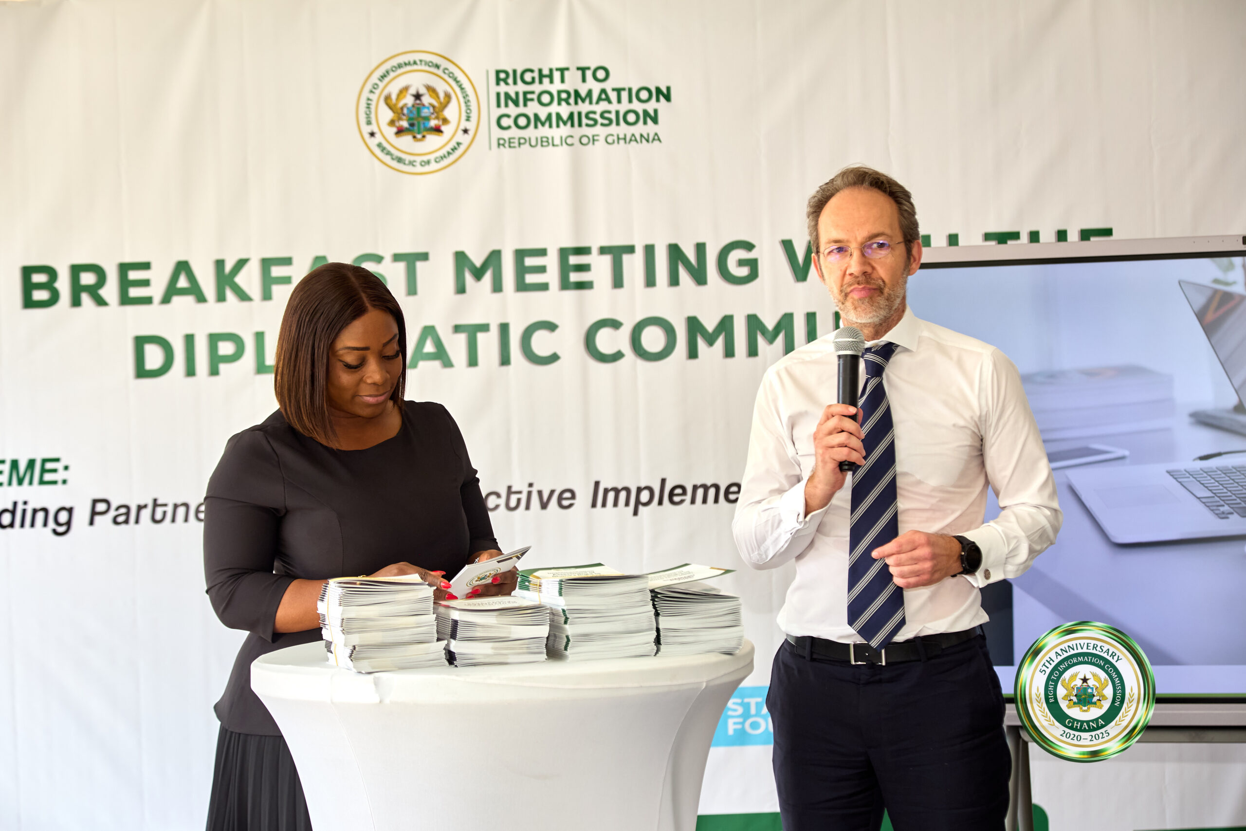 UK High Commissioner commends Right to Information Commission