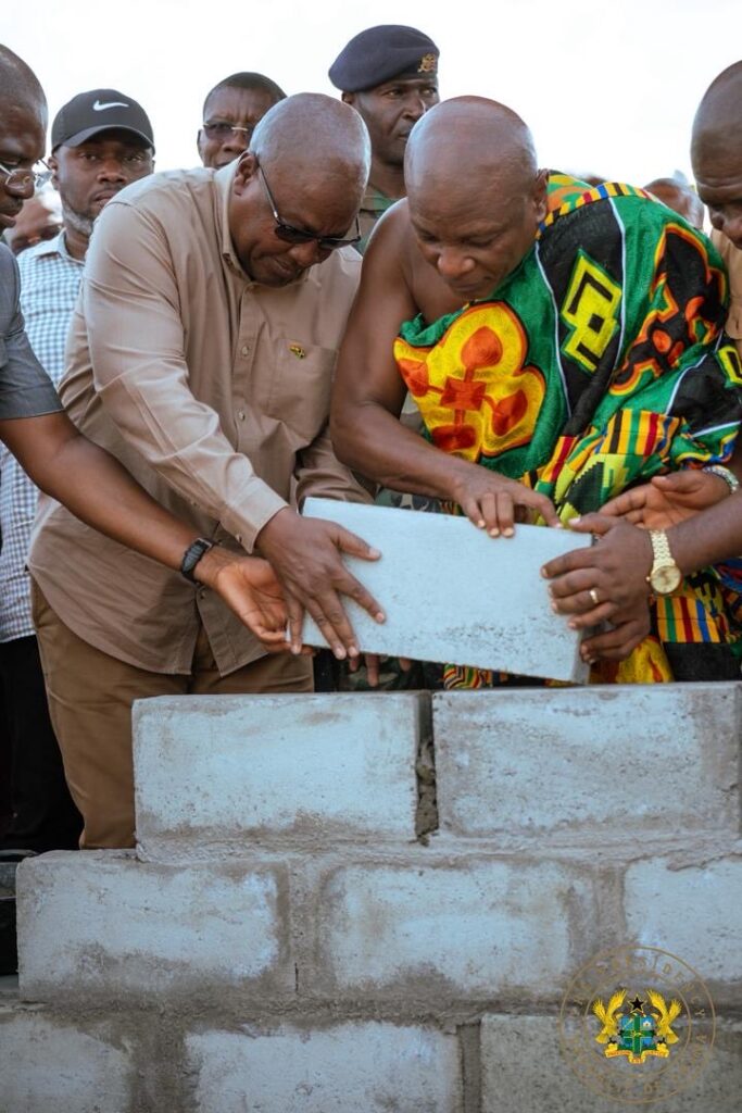 Mahama cuts sod for Ho Oxygen City project, promises equitable housing development