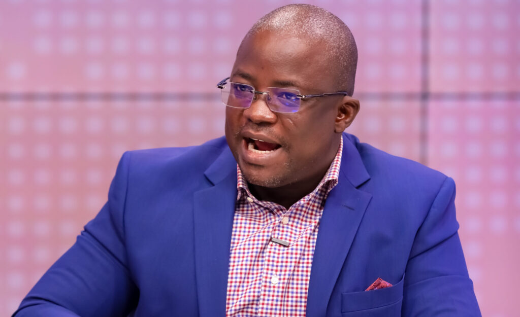 Politicians must avoid chasing instant gratification