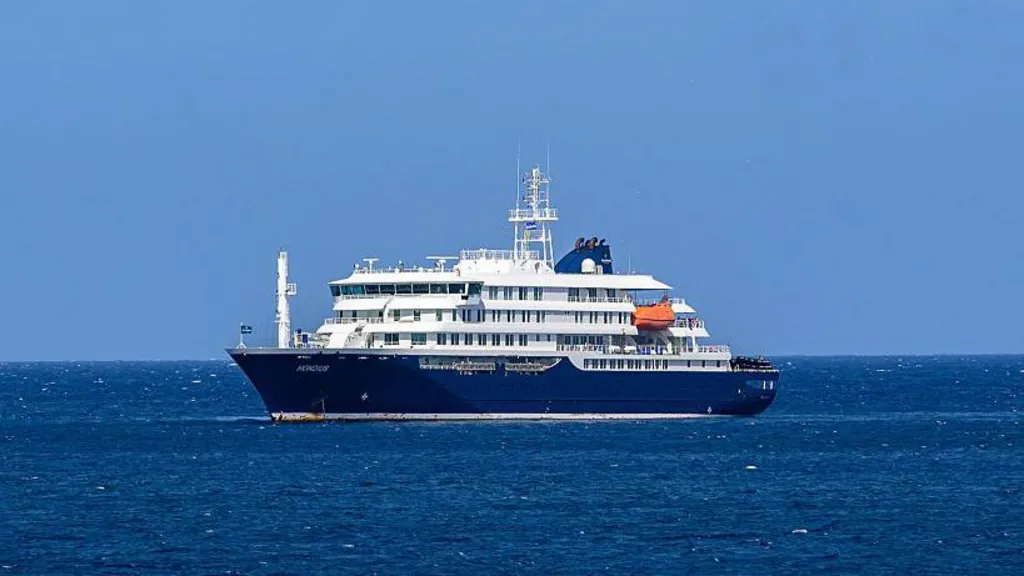 Three dead in suspected virus outbreak on Atlantic cruise ship