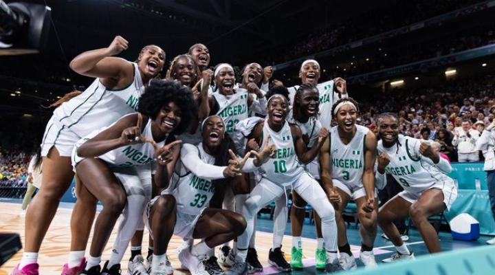 Tinubu gifts Nigeria’s D’Tigress $100,000 and new apartments each for AfroBasket 2025 victory